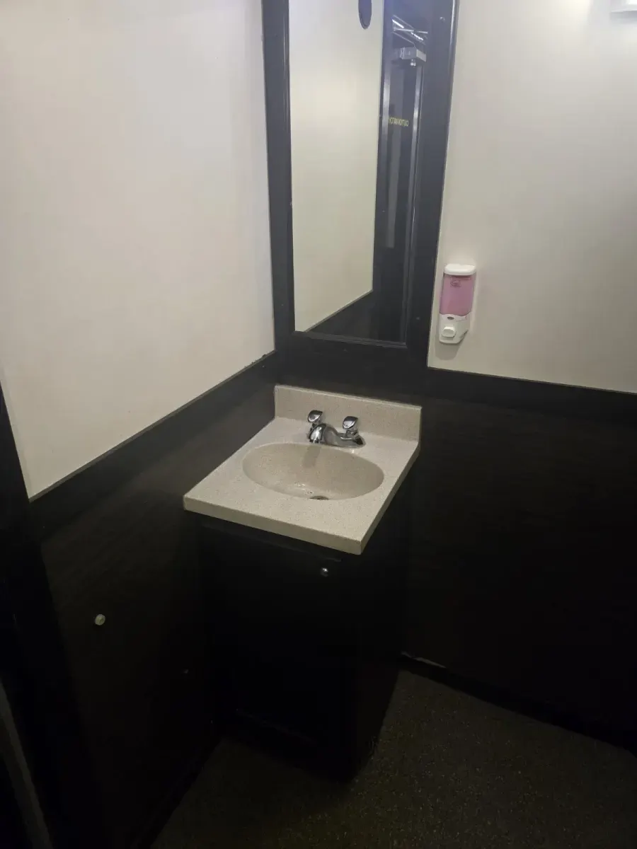2 Stall Restroom Trailer Toilet thumbnail 4