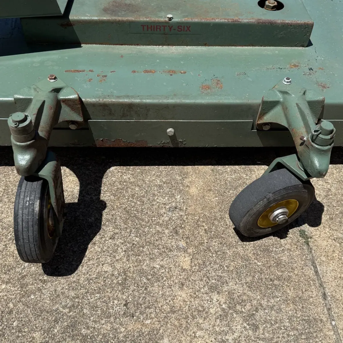 Bunton 36" Commercial Walk Behind Self Propelled Mower W/ Tecumseh 10hp thumbnail 2