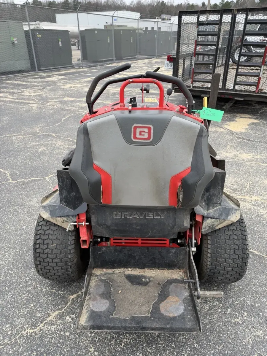 Gravely Pro-Stance 52 Walk-Behind Gasoline Rotary Lawn Mower 52in Red/Black thumbnail 2