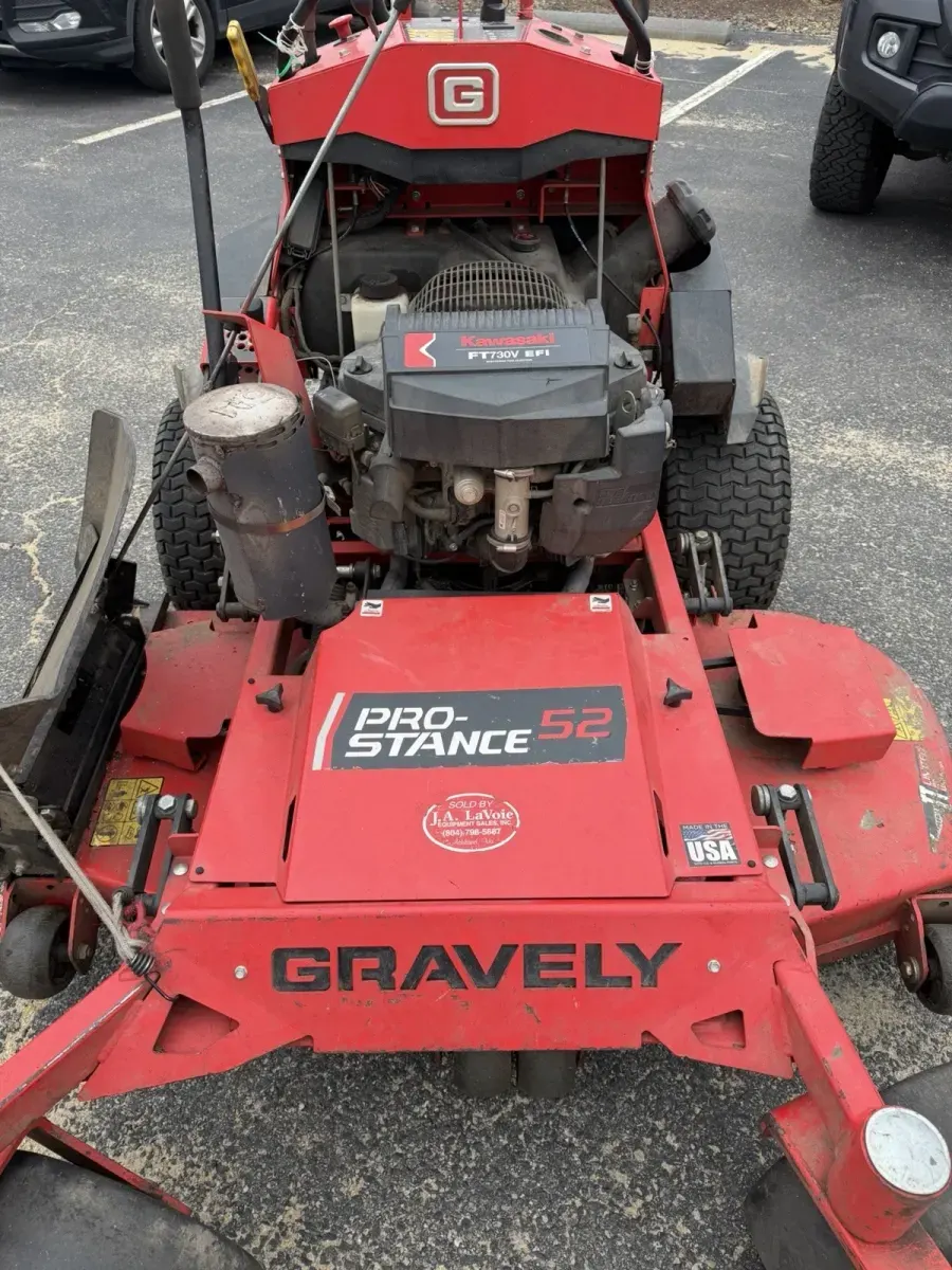 Gravely Pro-Stance 52 Walk-Behind Gasoline Rotary Lawn Mower 52in Red/Black thumbnail 4