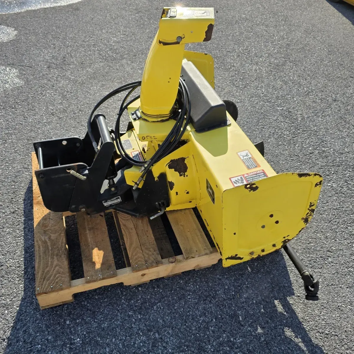 OHN DEERE 2320 TRACTOR 47" QUICK HITCH SNOW BLOWER WITH DRIVESHAFTS thumbnail 2