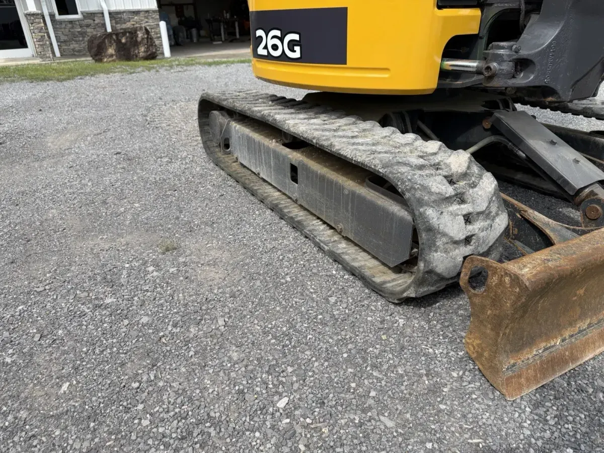 2016 JOHN DEERE 26G - ENCLOSED CAB - HYDRAULIC THUMB - DEF FREE YANMAR DIESEL thumbnail 4