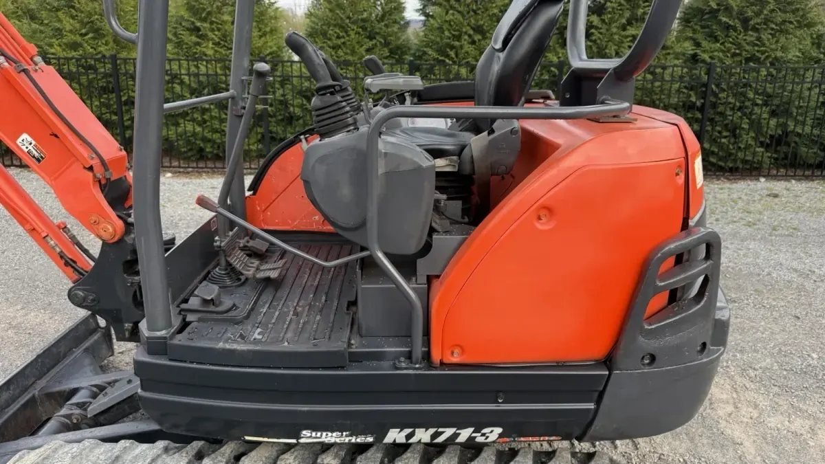 2018 KUBOTA KX71-3S MINI EXCAVATOR - AUX HYD - 2 SPD - QUICK ATTACH BUCKET thumbnail 4