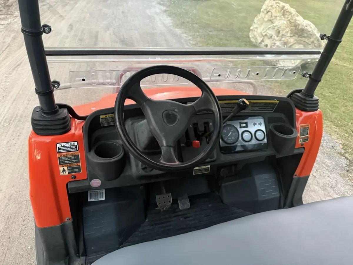 2015 Kubota RTV 1140 UTILITY VEHICLE - SXS /UTV - 4X4 - HYD DUMP BED - DIESEL thumbnail 3