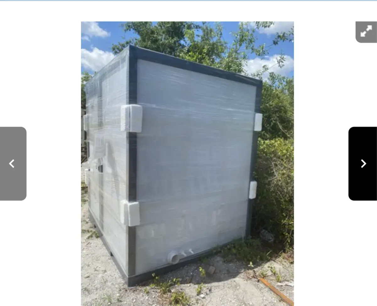 Luxury 1 Restroom Trailer Toilet thumbnail 3