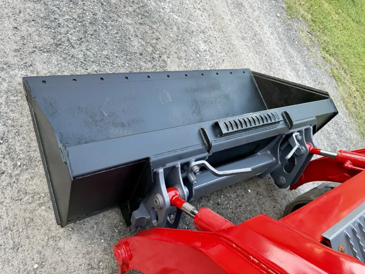 2020 TAKEUCHI TL8 SKID STEER LOADER - JOYSTICK CONTROLS - 2 SPD - KUBOTA DIESEL thumbnail 2