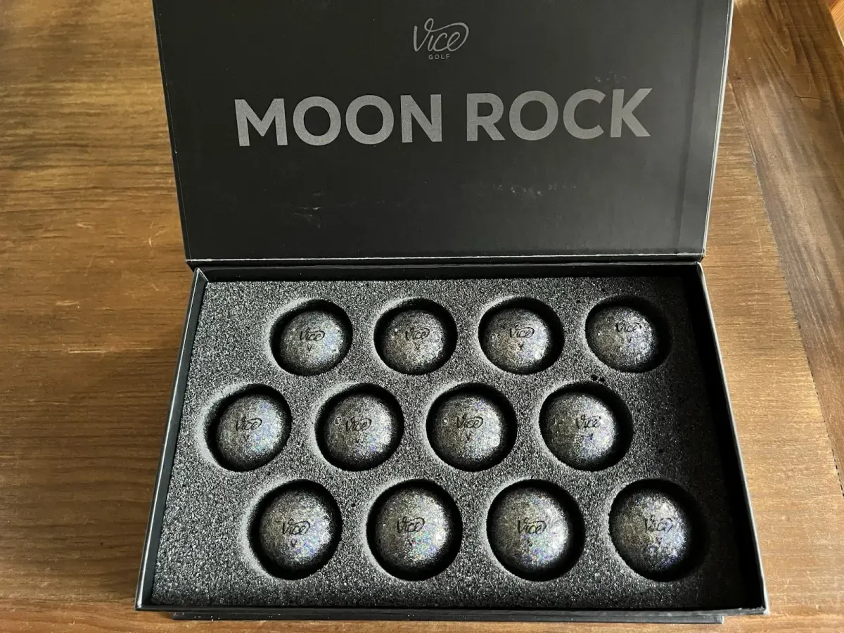 Vice Golf Moonrocks Limited Edition Full Set 12 Golf Balls thumbnail 4